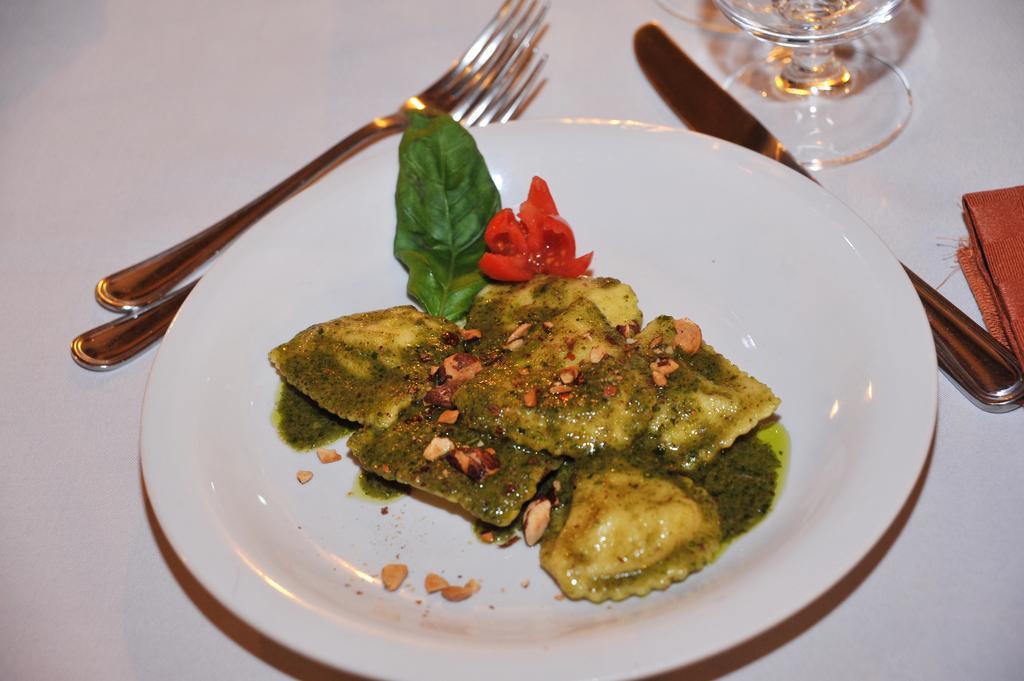 Locanda Rurale Santa Marta アヴォラ エクステリア 写真