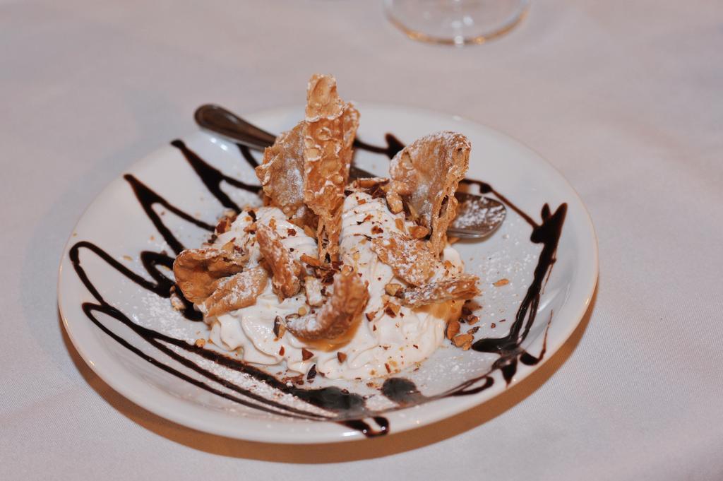 Locanda Rurale Santa Marta アヴォラ エクステリア 写真